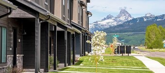 Basecamp Stays: Unique Townhome, Views from Porch