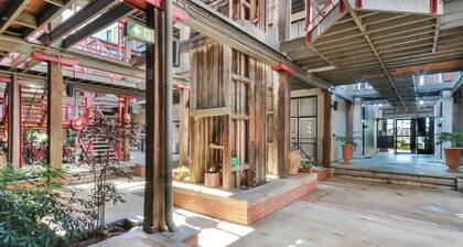 Iconic Woolstore Apartment in Teneriffe, Brisbane