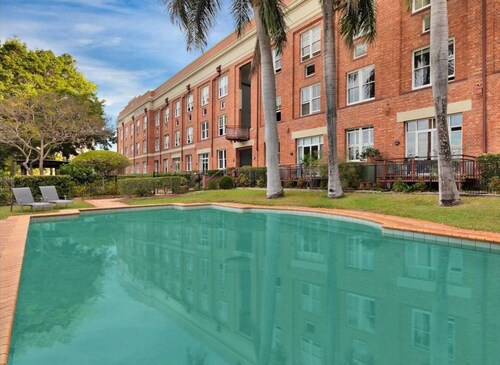 Heritage Woolstore Apartment | Teneriffe, Brisbane