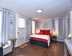 1 chambre, fer et planche à repasser, Wi-Fi gratuit, draps fournis
