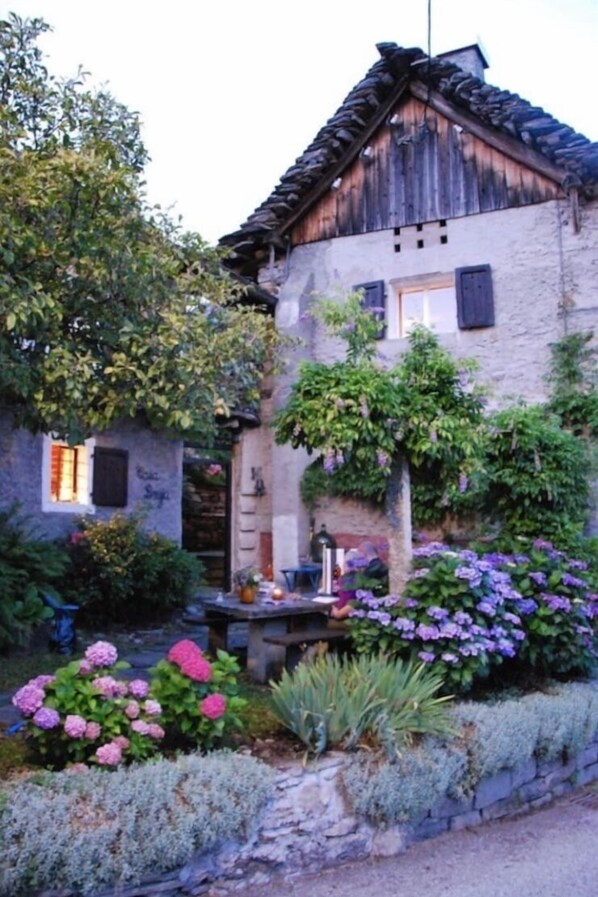 Family House, Ensuite, Lagoon View (Rustico) | Taman