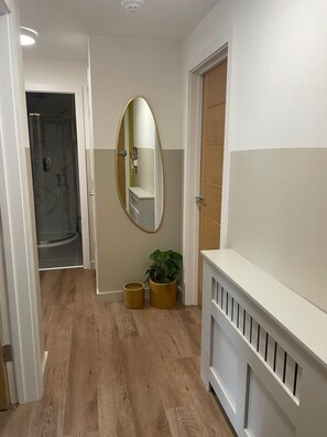 Appartement Supérieur, salle de bains privée, vue cour intérieure | Intérieur