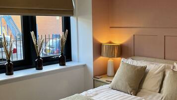 Appartement Supérieur, salle de bains privée, vue cour intérieure | 2 chambres