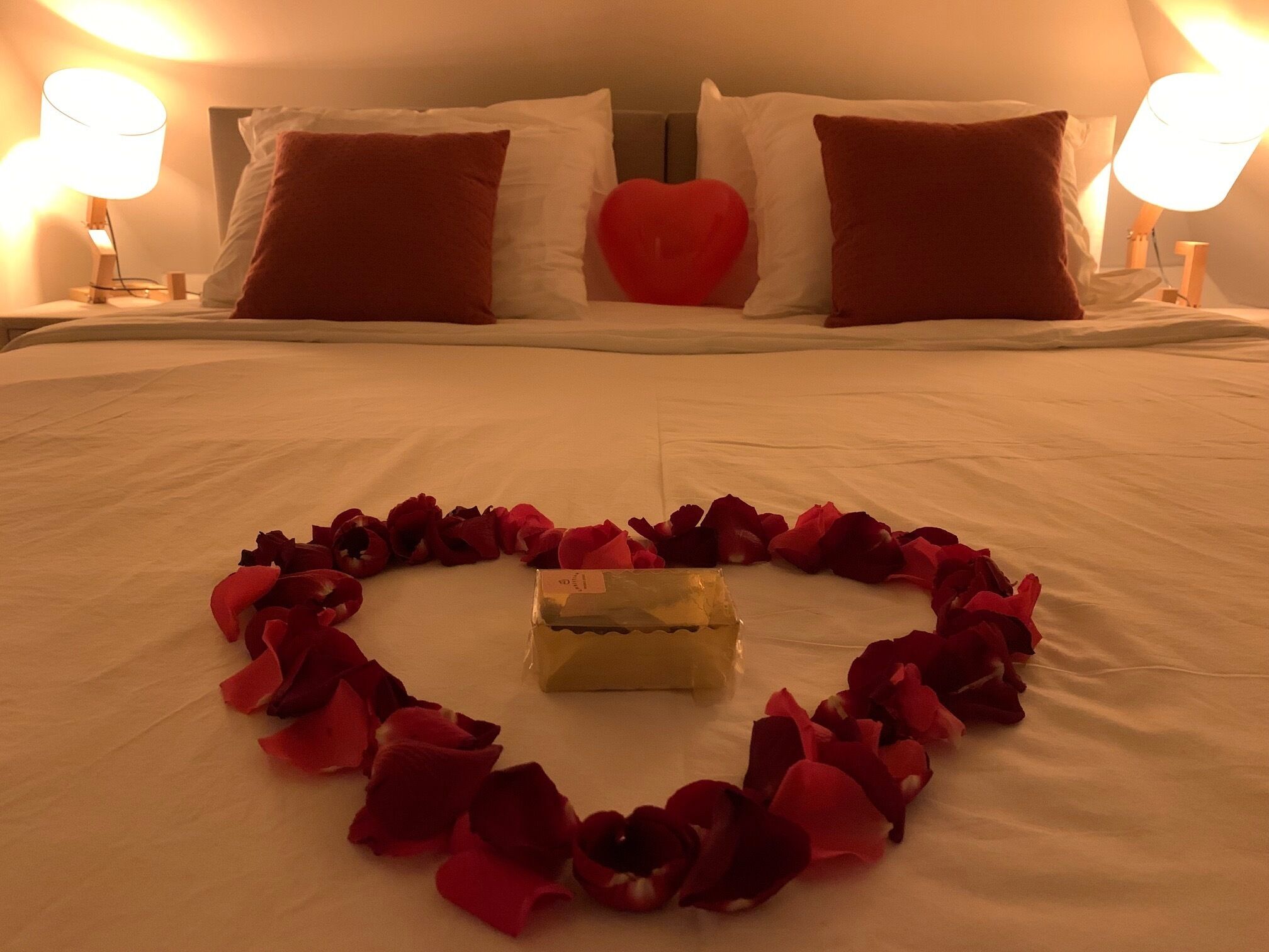 1 slaapkamer, een kluis op de kamer, een strijkplank/strijkijzer