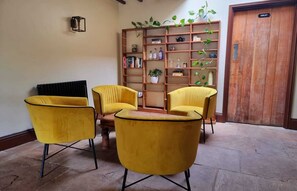 Bar (on property) - The Royal Oak Duddington (Stamford)