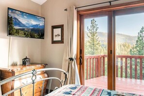 5 Schlafzimmer, Reisekinderbett, kostenloses WLAN, Bettwäsche