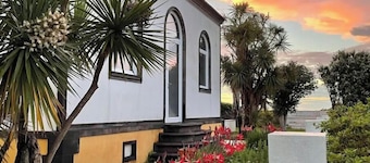 Secular house (T2+1) with stunning views and whirlpool bath