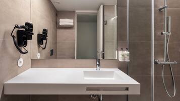 Premier Room | Bathroom