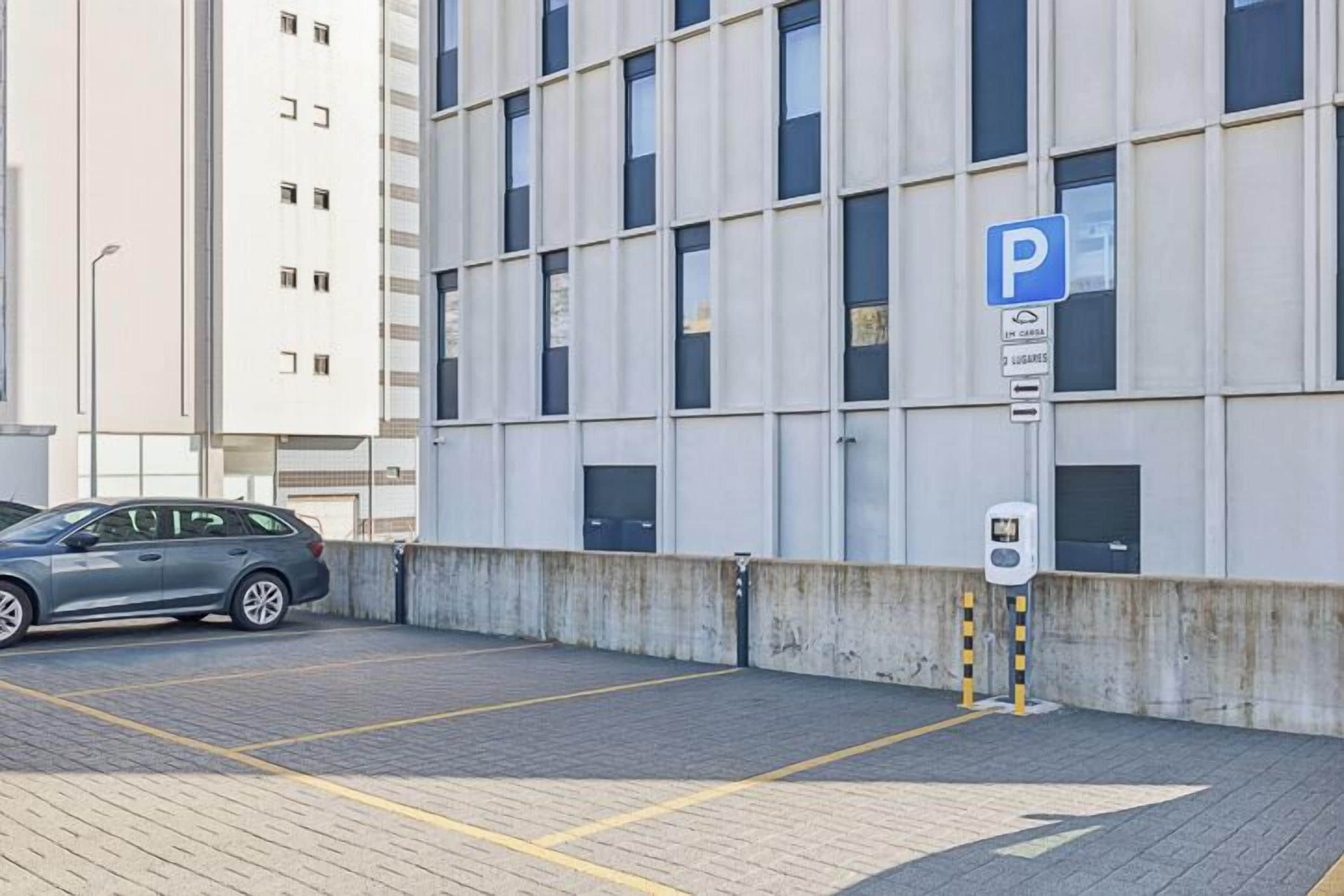 Photo - B&B Hotel Famalicao