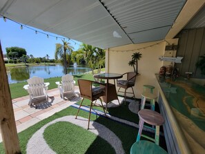 2 bedrooms - Indian Bayou Lake House 2 (Fort Myers Beach)
