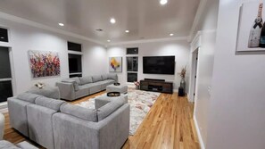 Smart TV, fireplace, video games, ping pong