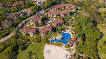 Apartment | 3 bedrooms, travel cot, Internet