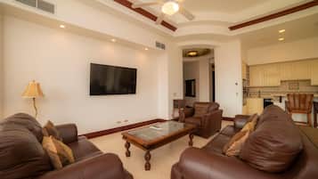 Leilighet | 3 soverom, reiseseng for barn og internett