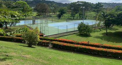 Bella Vista 2B 3 Bedr 3 1 2 Bath Pool View