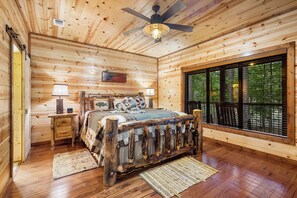 4 bedrooms, free WiFi, bed sheets