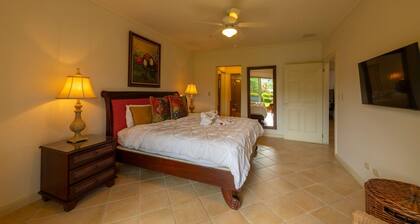 Del Mar 4O 2 bdr - 2 Bath