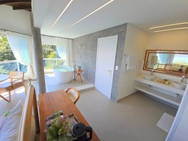 Bañera profunda