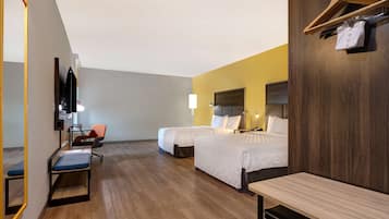 Room, 2 Queen Beds, Accessible, Bathtub (Mobility & Hearing)