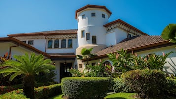 Rumah | 5 kamar tidur