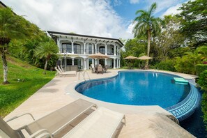 6 bedrooms, Internet - Casa Patron 6 bdr Private Home With Pool and Game Room (Jacó)