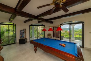 House | 6 bedrooms, Internet - Casa Patron 6 bdr Private Home With Pool and Game Room (Jacó)