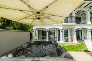 House | 6 bedrooms, Internet - Casa Patron 6 bdr Private Home With Pool and Game Room (Jacó)