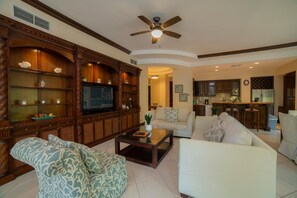 3 bedrooms - Bella Vista 3F- 3 bdr 3 1 2 Bath Family (Jacó)