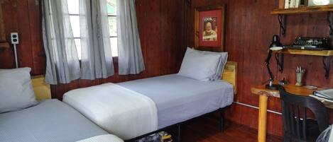1 habitación, escritorio, wifi y ropa de cama