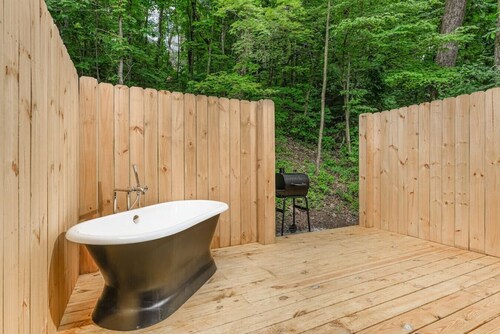 North Chatt Hideaway! 2BR, Great Neighborhood!