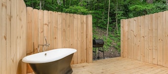North Chatt Hideaway! 2BR, Great Neighborhood!