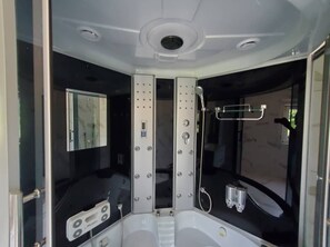 Bañera con ducha