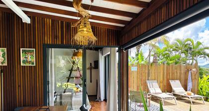 TROPICAL LODGE bungalow indépendant, piscine privée pour 2 personnes, Le Diamant