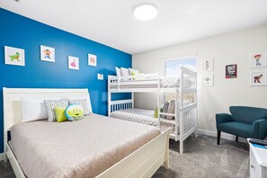 4 chambres, fer et planche à repasser, Wi-Fi, literie fournie