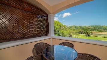 3 bedrooms, iron/ironing board