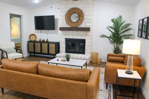 Smart-TV, peis og kontorer