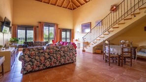 TV, fireplace, ping pong - Montion Jimera de Libar by Ruralidays (Málaga)