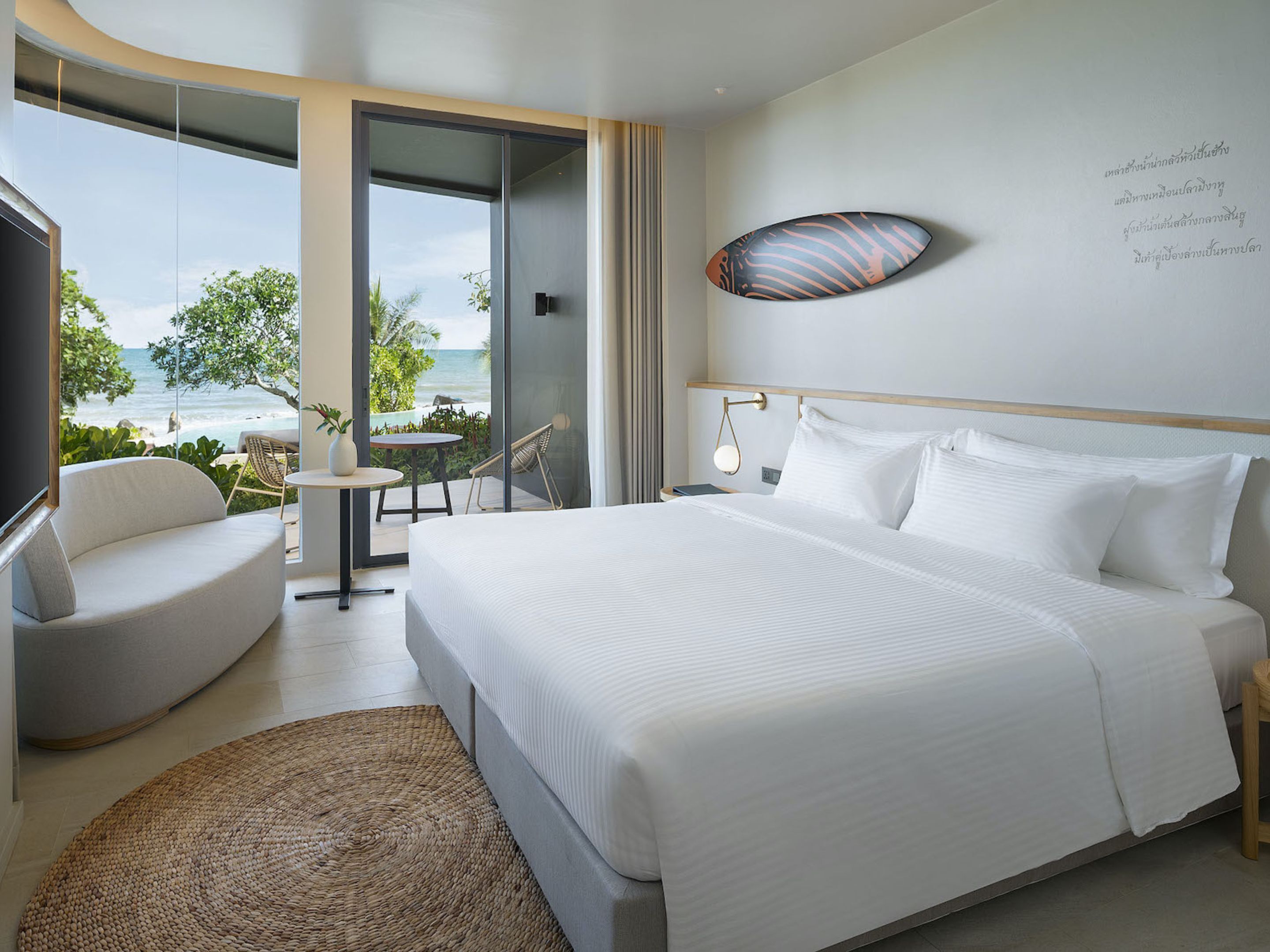 Phòng Suite Executive (Honeymoon. Ocean Wing) | Minibar, két bảo mật tại phòng, bàn, phòng cách âm 