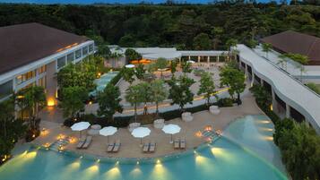 Outdoor pool, pool umbrellas, pool loungers