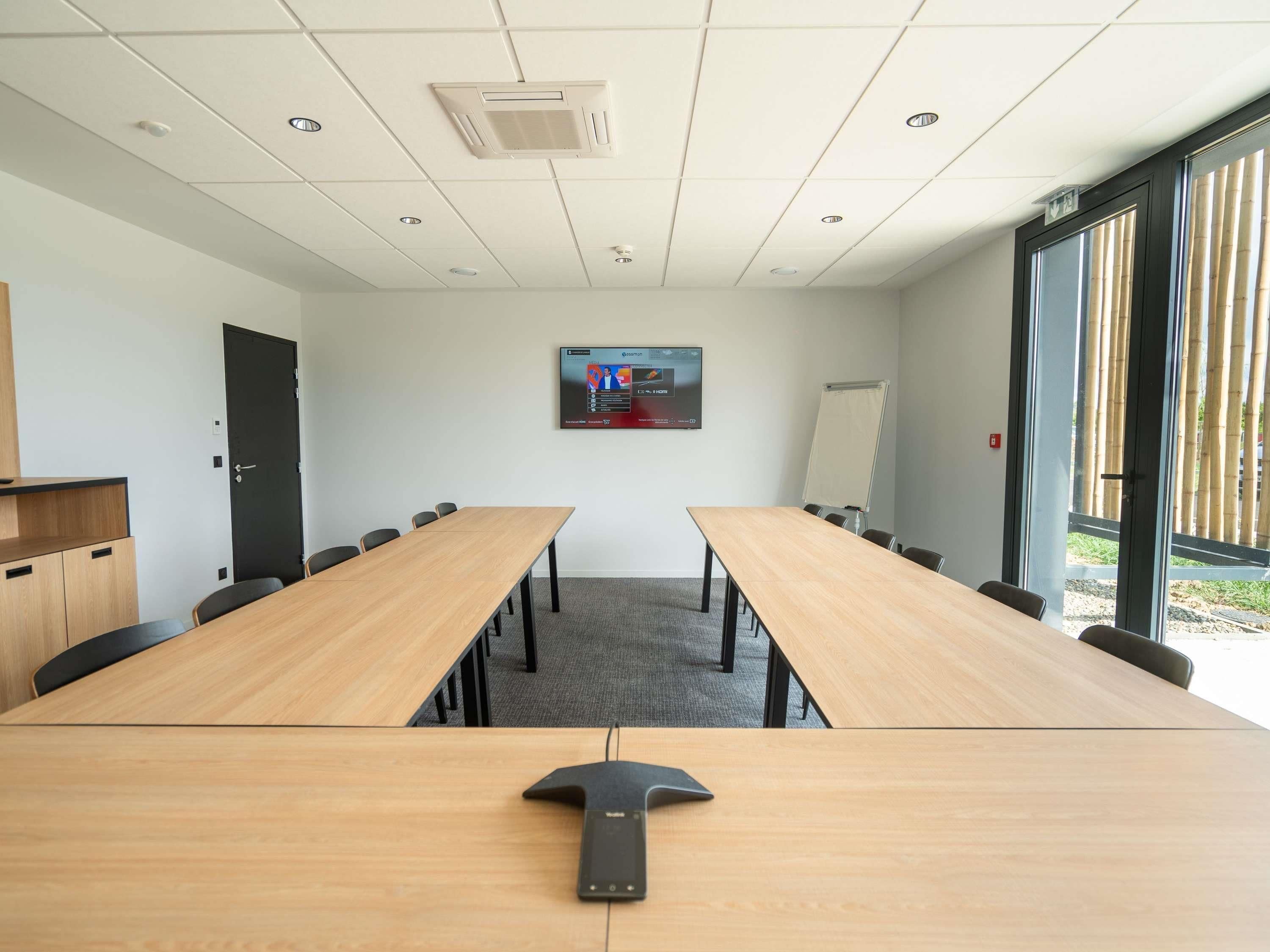 Meeting facility