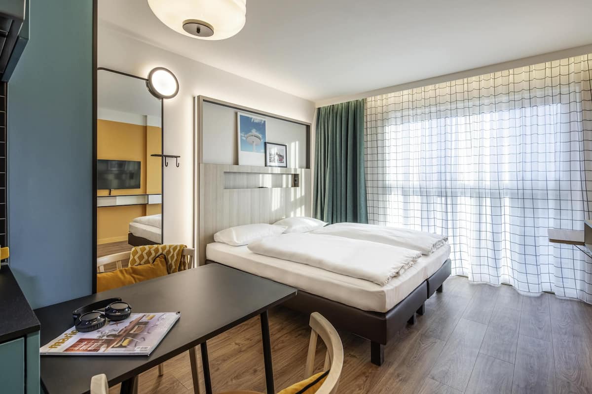 Monolocale Superior, 1 letto matrimoniale | Biancheria da letto ipoallergenica, cassaforte in camera