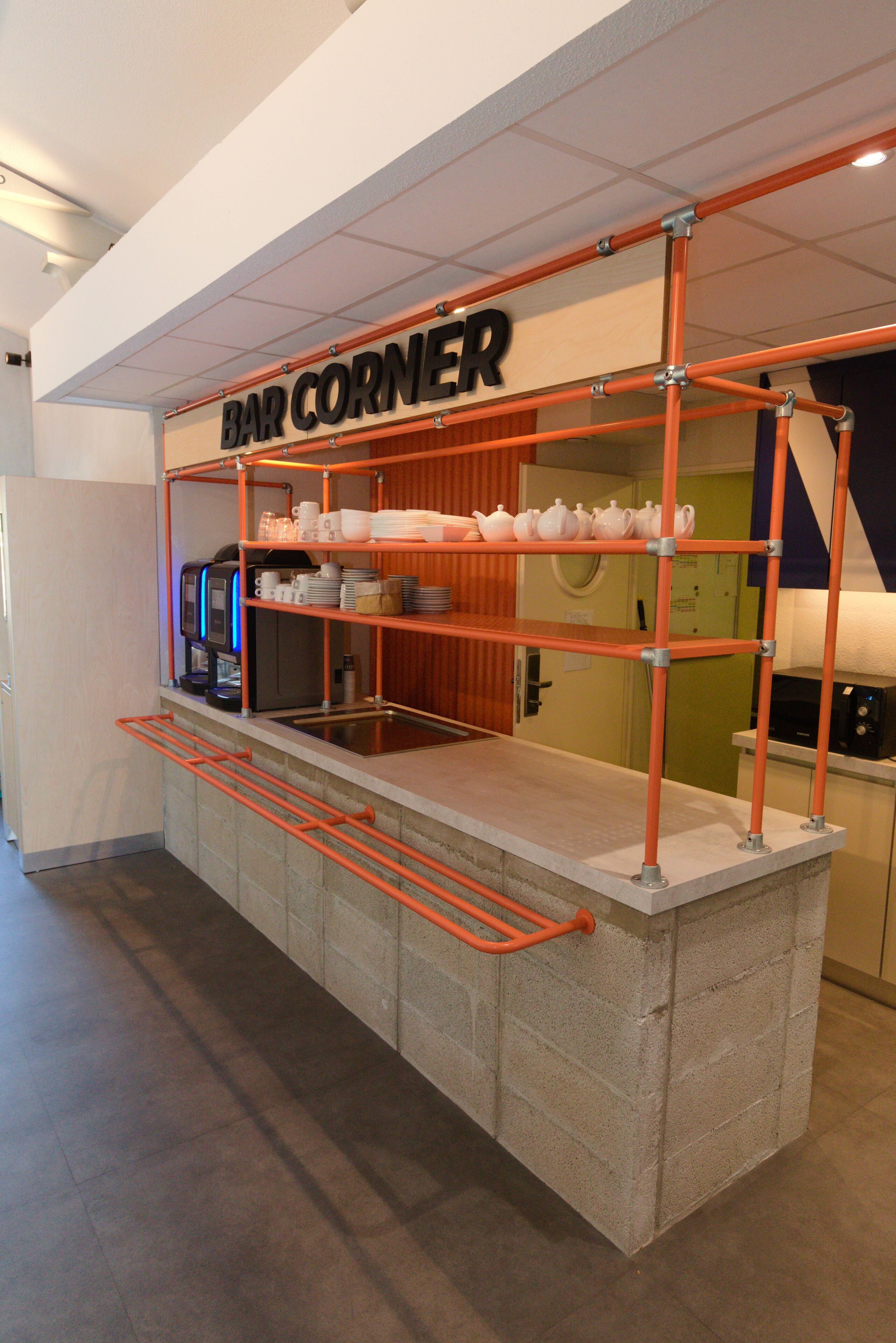 daily buffet breakfast (eur 9.90 per person)