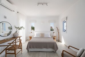 3 habitaciones, caja de seguridad en la habitación y escritorio 