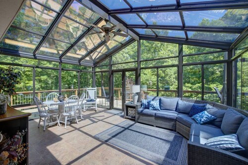 Acre Ridge Cabin in Brown County