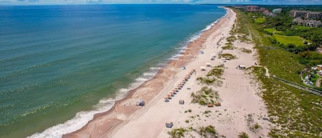 Beach | Beach nearby, sun loungers, beach towels