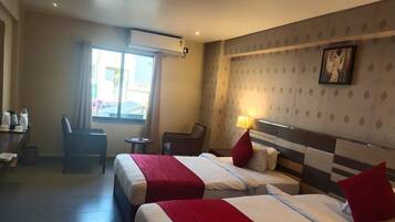 Familien-Doppelzimmer | Bügeleisen/Bügelbrett, kostenloses WLAN, Bettwäsche