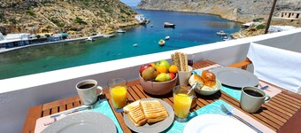 Harmony View Lux studio with stunning Sea Views