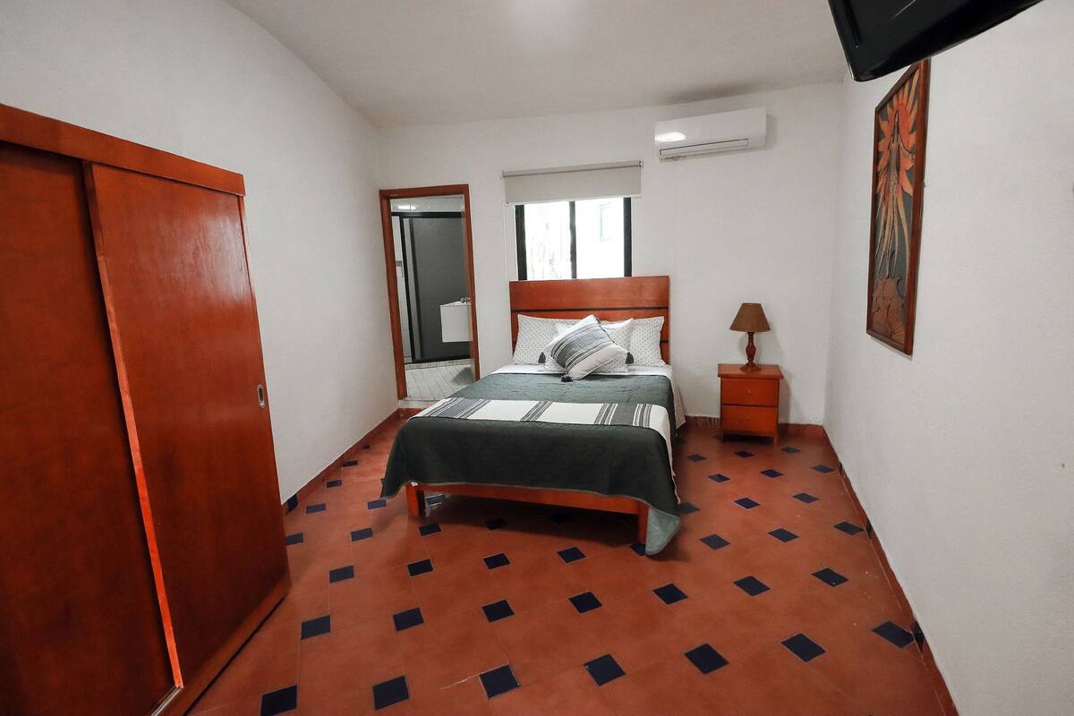 Comfort Room | WiFi (free), bed sheets