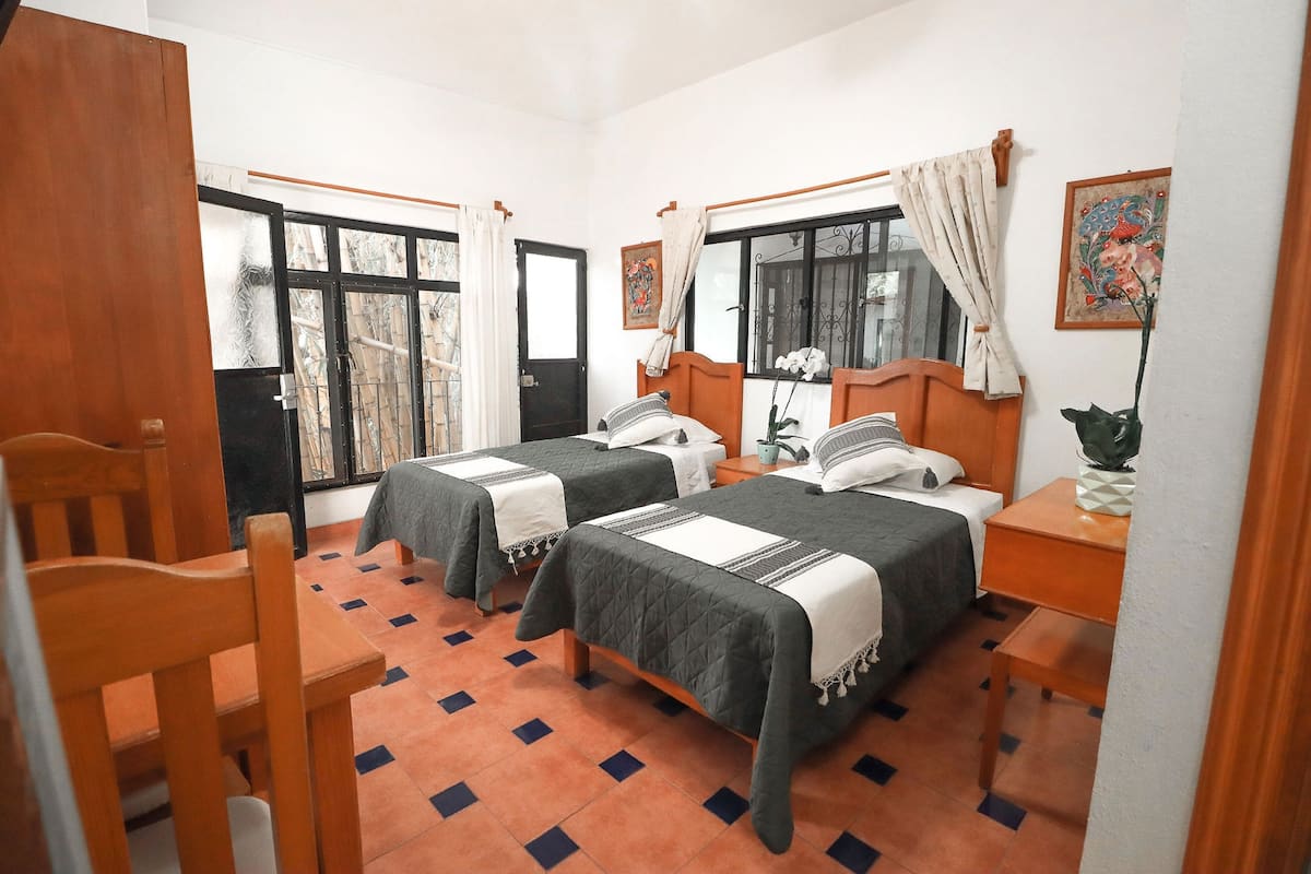 2 chambres, Wi-Fi gratuit, draps fournis