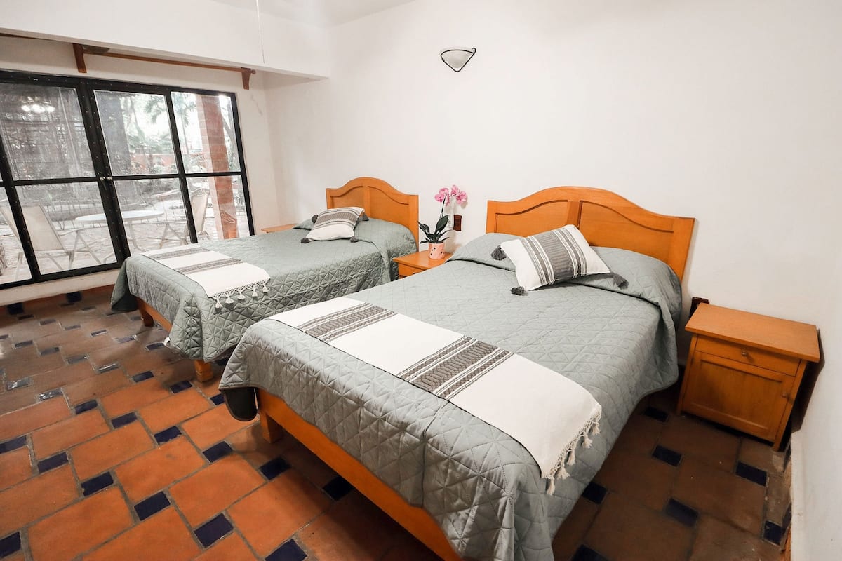 2 chambres, Wi-Fi gratuit, draps fournis