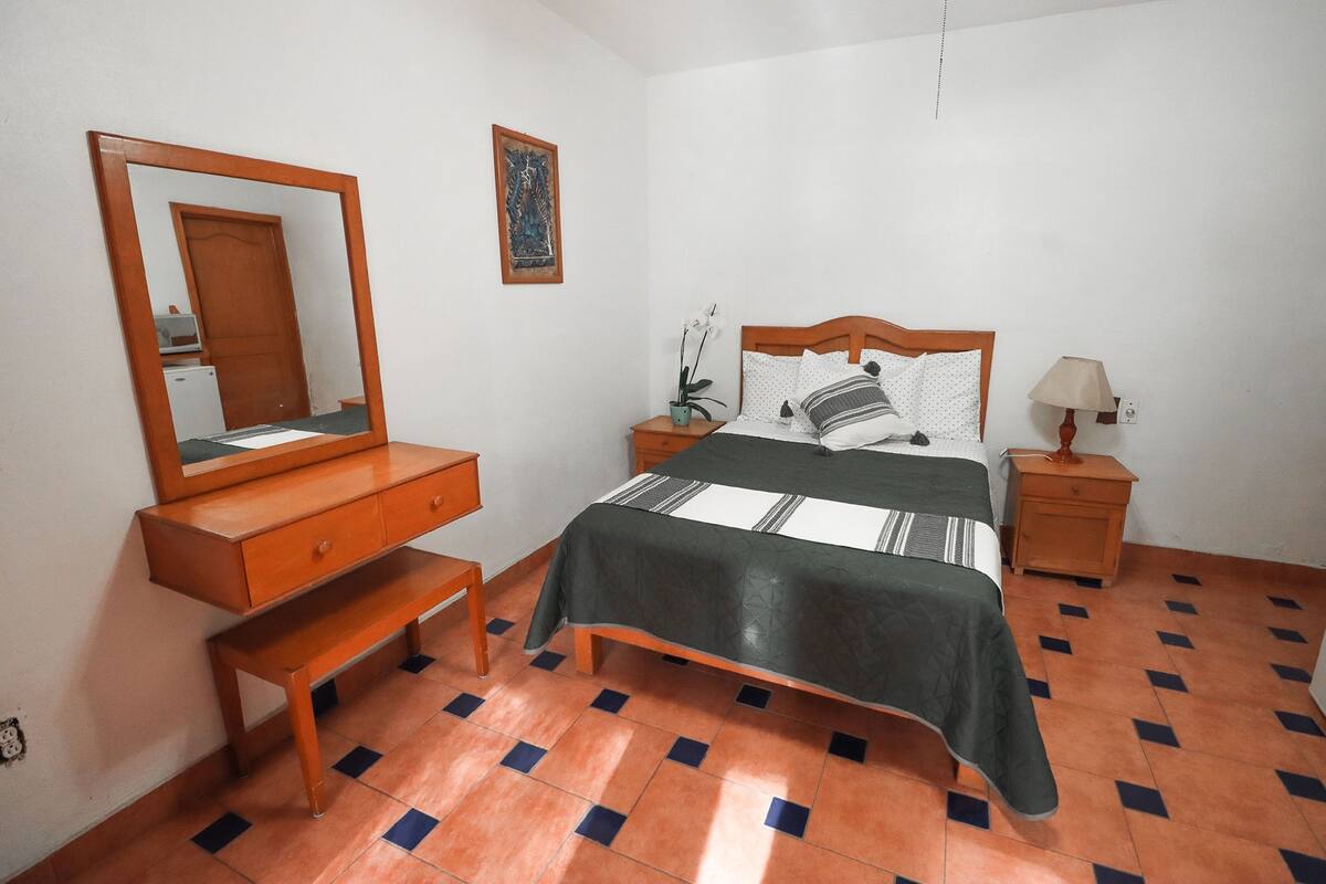 Superior Room | WiFi (free), bed sheets